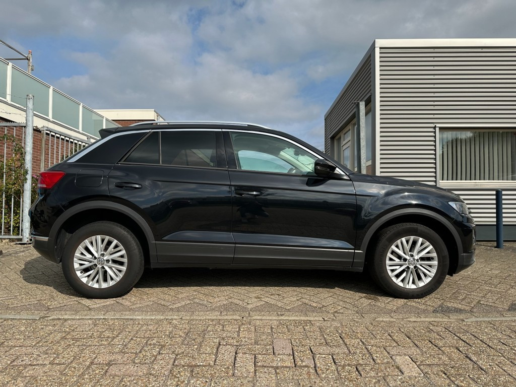 Volkswagen T-roc 1.0 tsi style 1e eigenaar carplay dab+ pdc v+a
