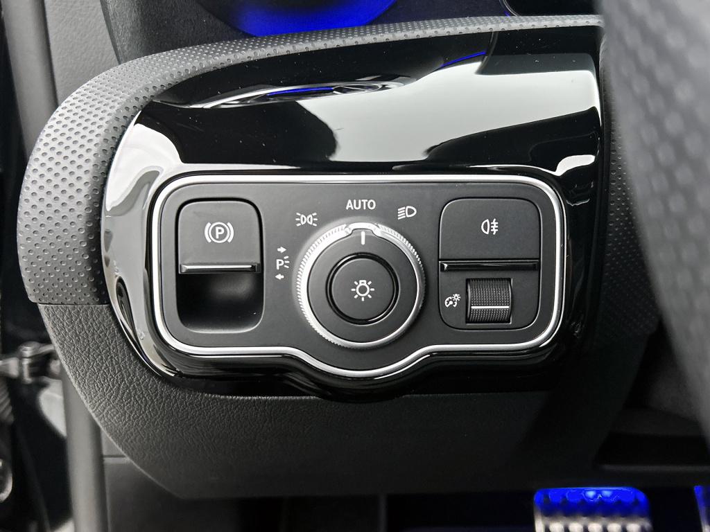 Mercedes-Benz Cla shooting brake 250 e business solution amg amg line | nig