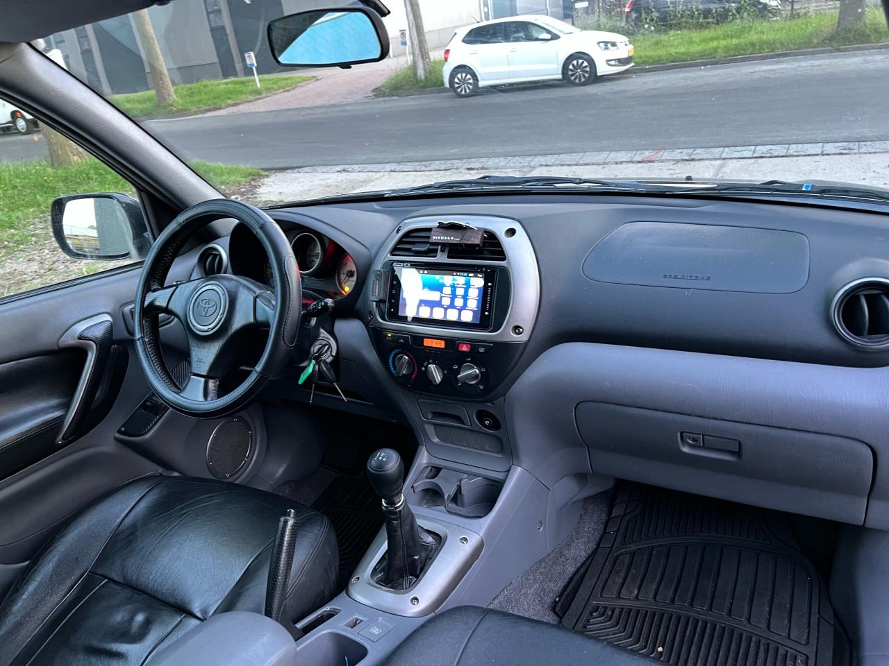 Toyota RAV4 2.0-16V VVT-i Luna