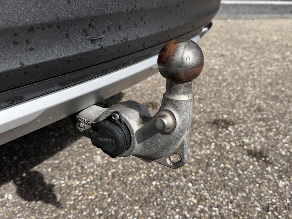 Volvo XC40 2.0 t4 inscription automaat | leer | 19'' lmv | trekhaak