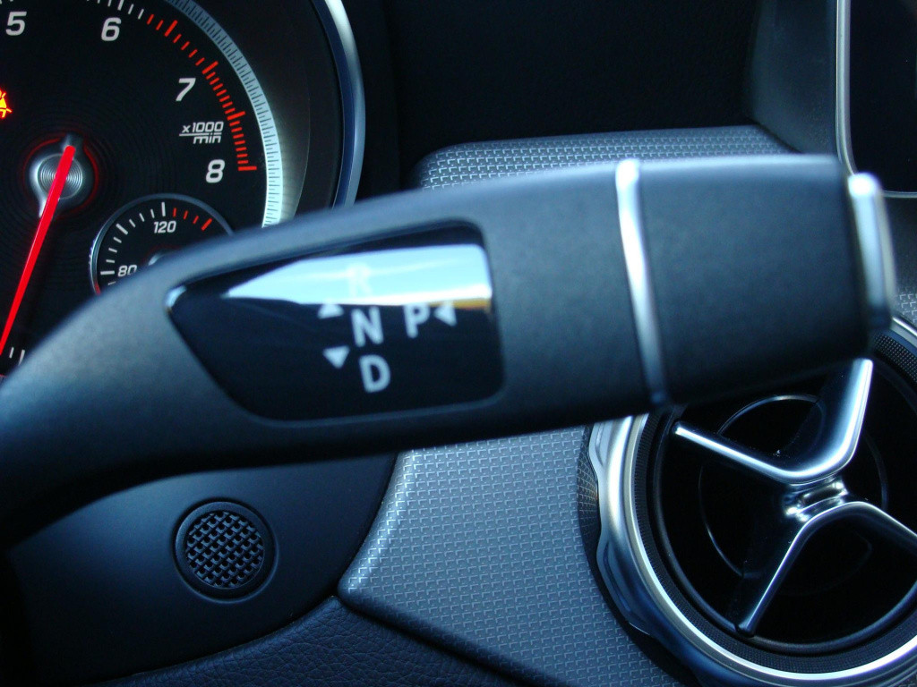 Mercedes-Benz Gla-klasse 180 premium urban