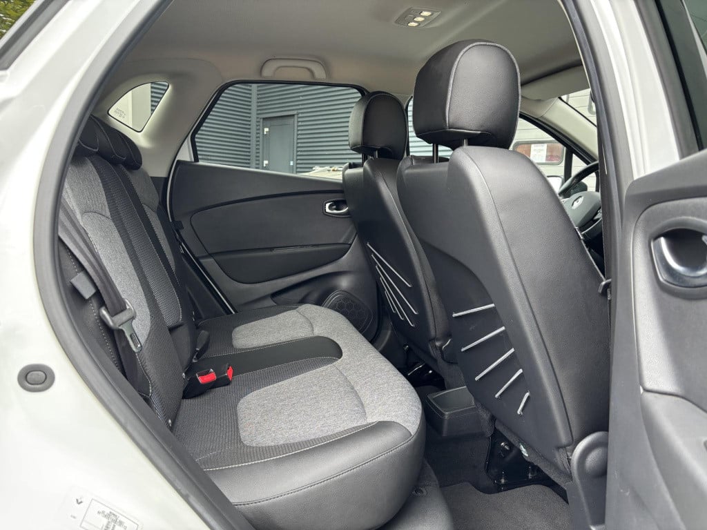 Renault Captur 0.9 tce intens | navigatie | camera | dodehoek detectie | le