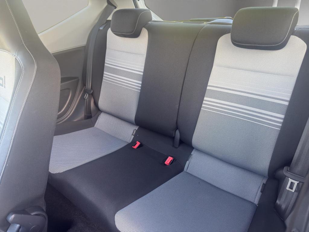 Volkswagen UP! 1.0 high up! bluemotion airco lm velgen navi