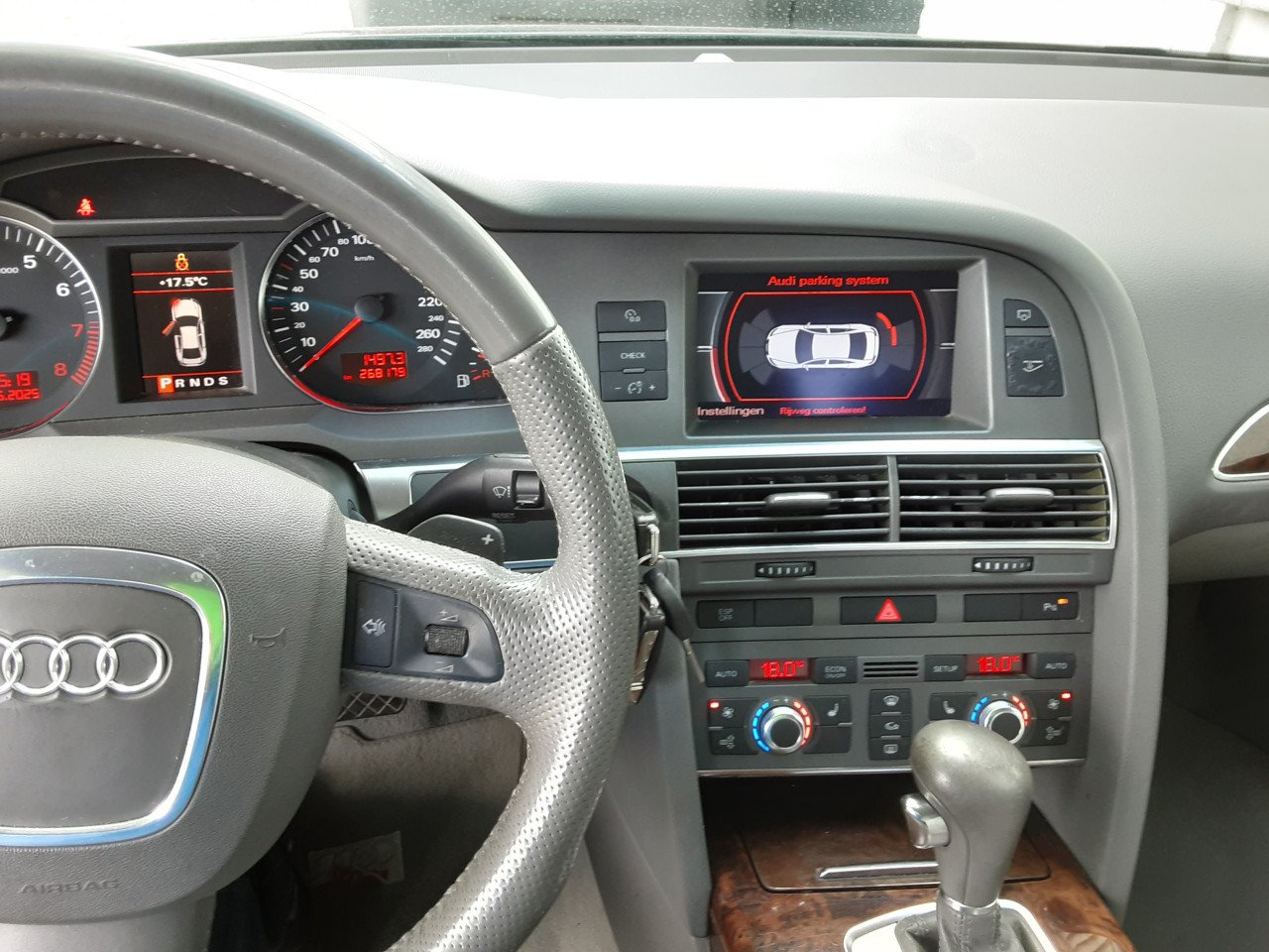 Audi A6 Limousine 3.2 FSi quattro edition automaat