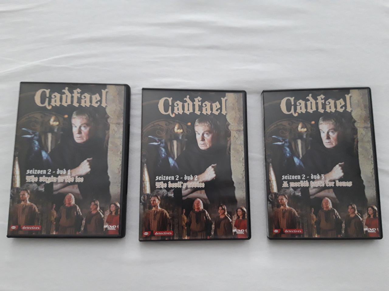 Cadfael drie dectectiveverhalen uit de middeleeuwen