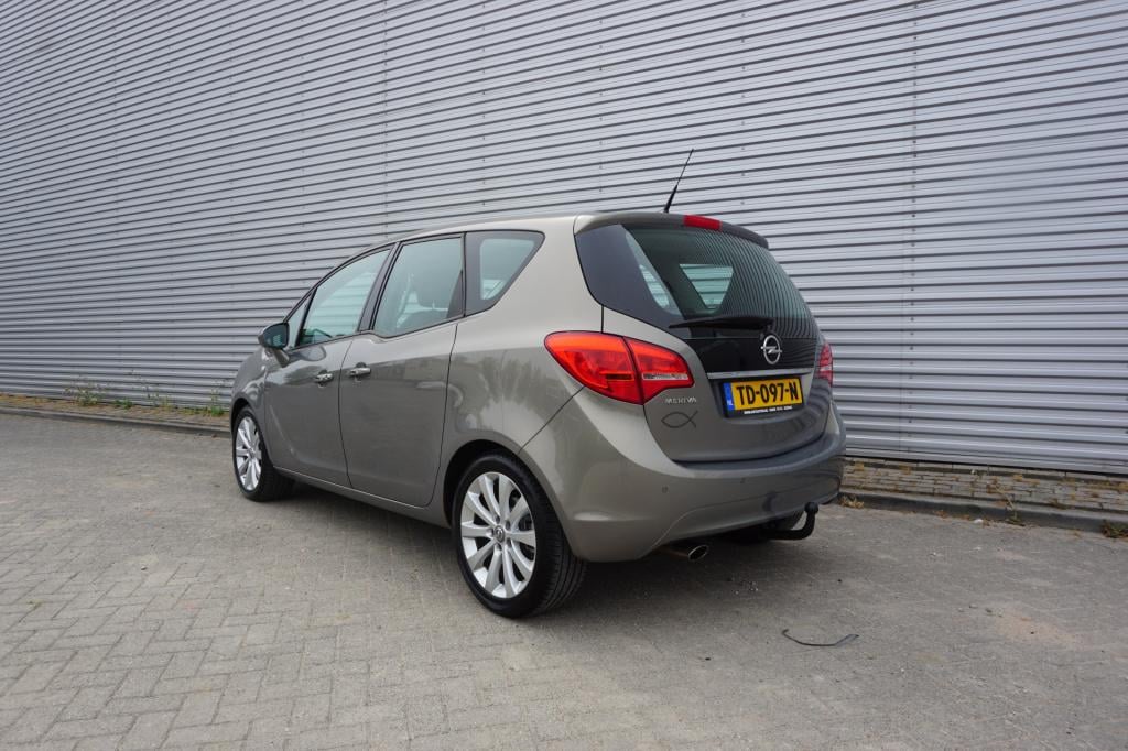 Opel Meriva 1.4 turbo cosmo airco / navi / cruise / stuur + stoelverw. / pd