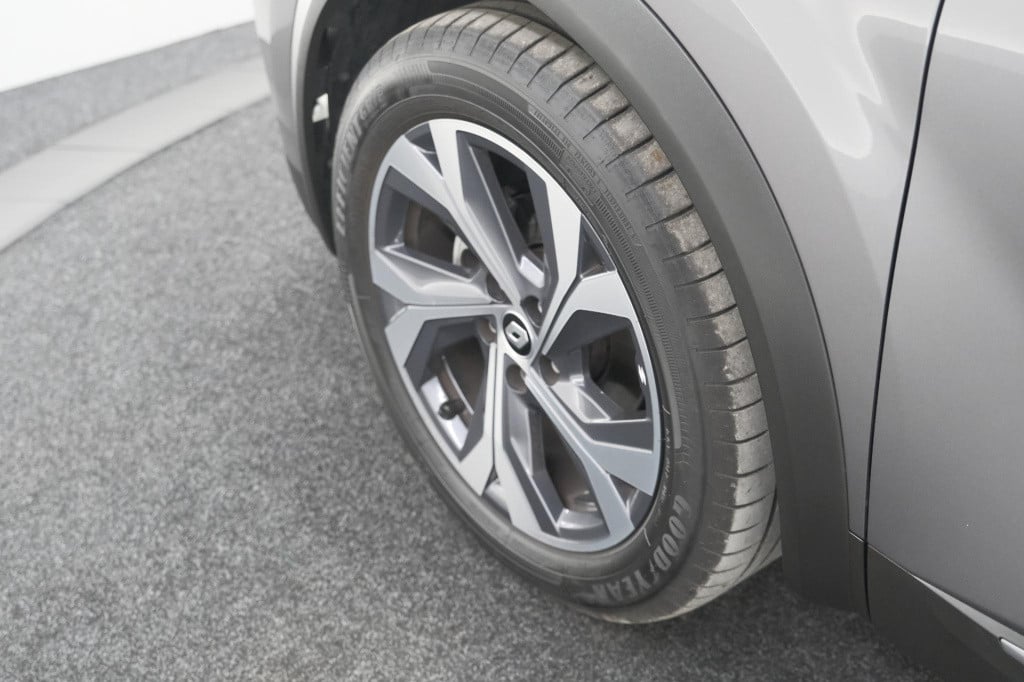 Renault Captur mild hybrid 140 edc r.s. line | camera | navigatie | stoelve