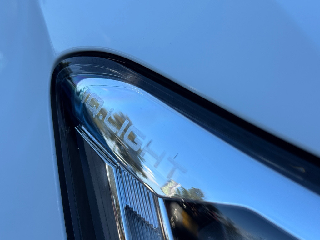 Volkswagen T-roc 1.5 tsi r-line edition * camera * massage * parkeerhulp