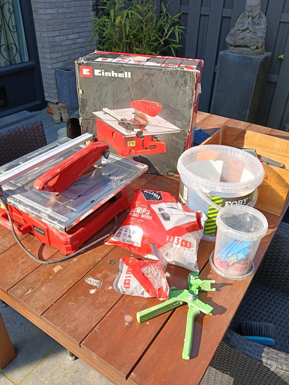 Tegelzaag + toebehoren