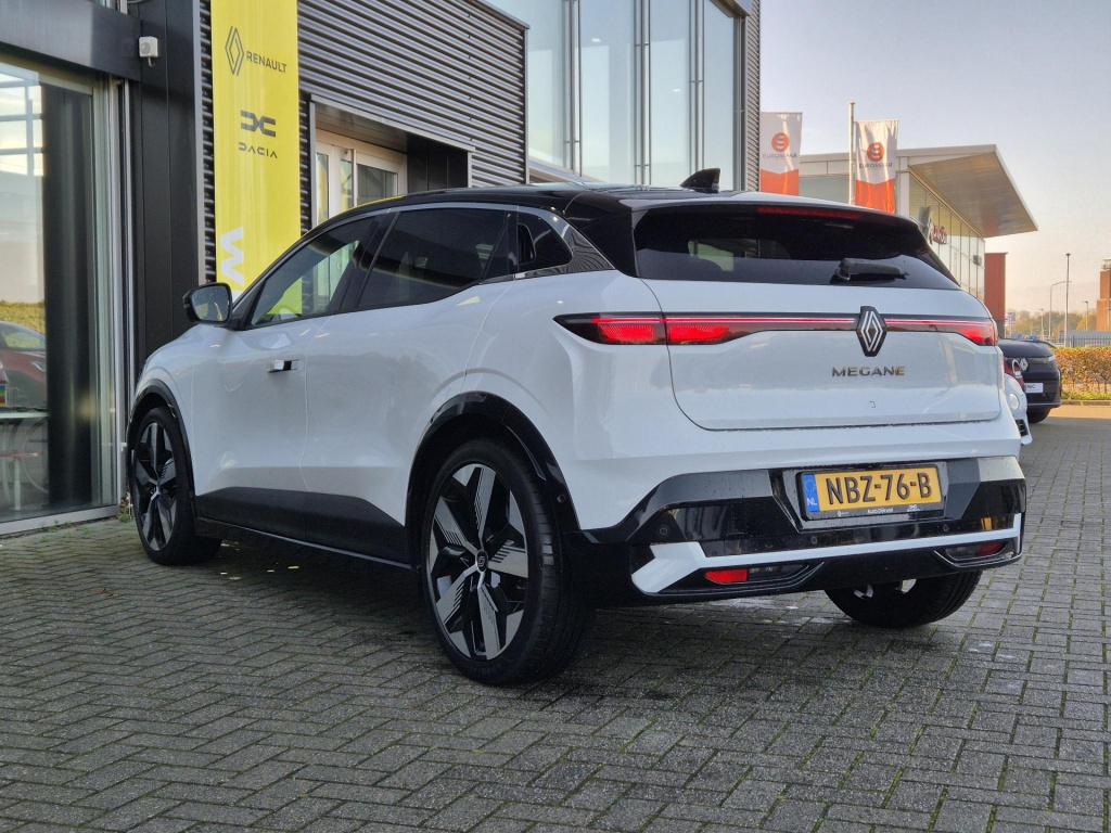 Renault Megane E-tech ev60 optimum charge techno 360° camera, blind spot de