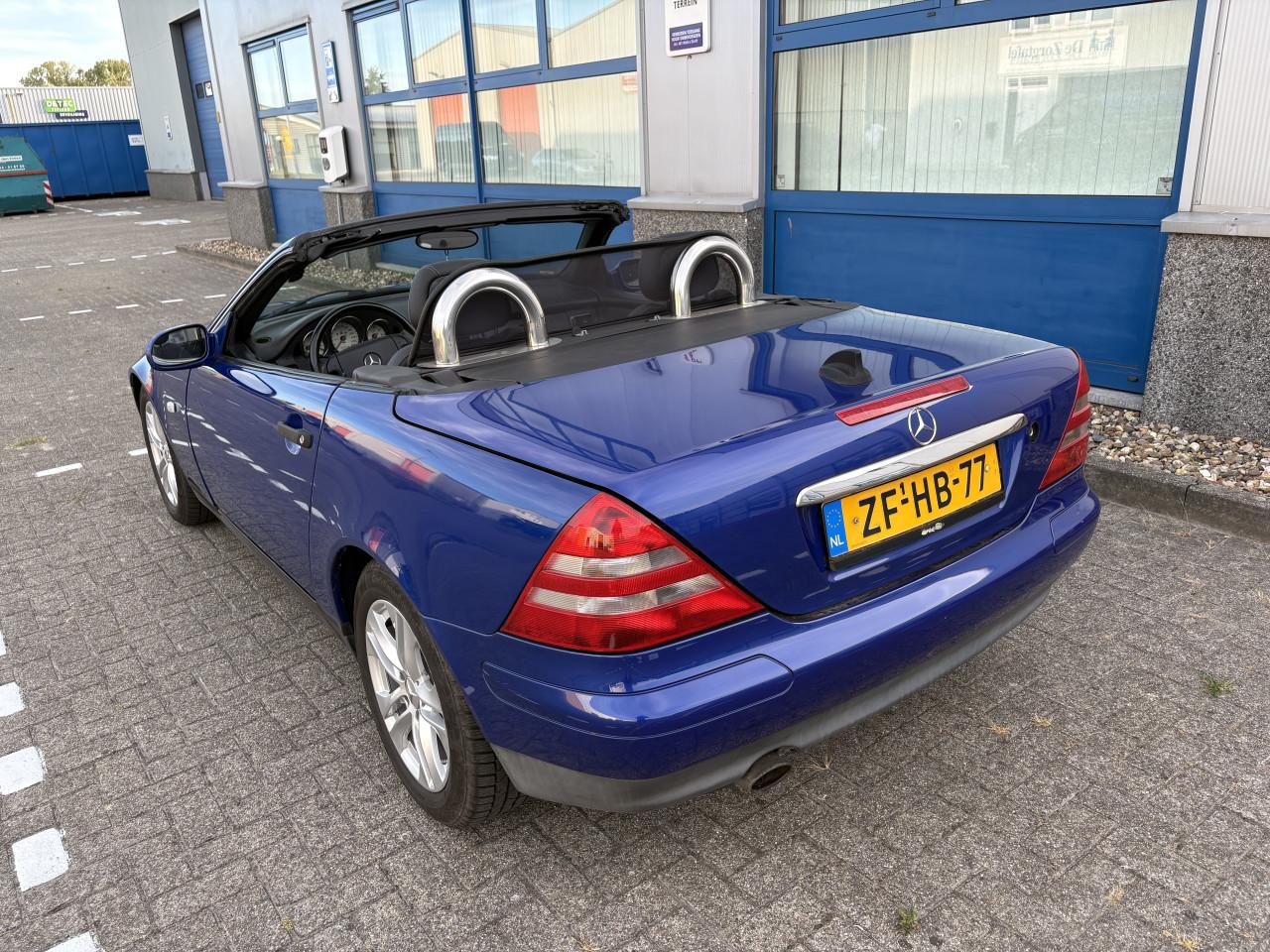 Mercedes Benz 200 SLK apk 8-2027