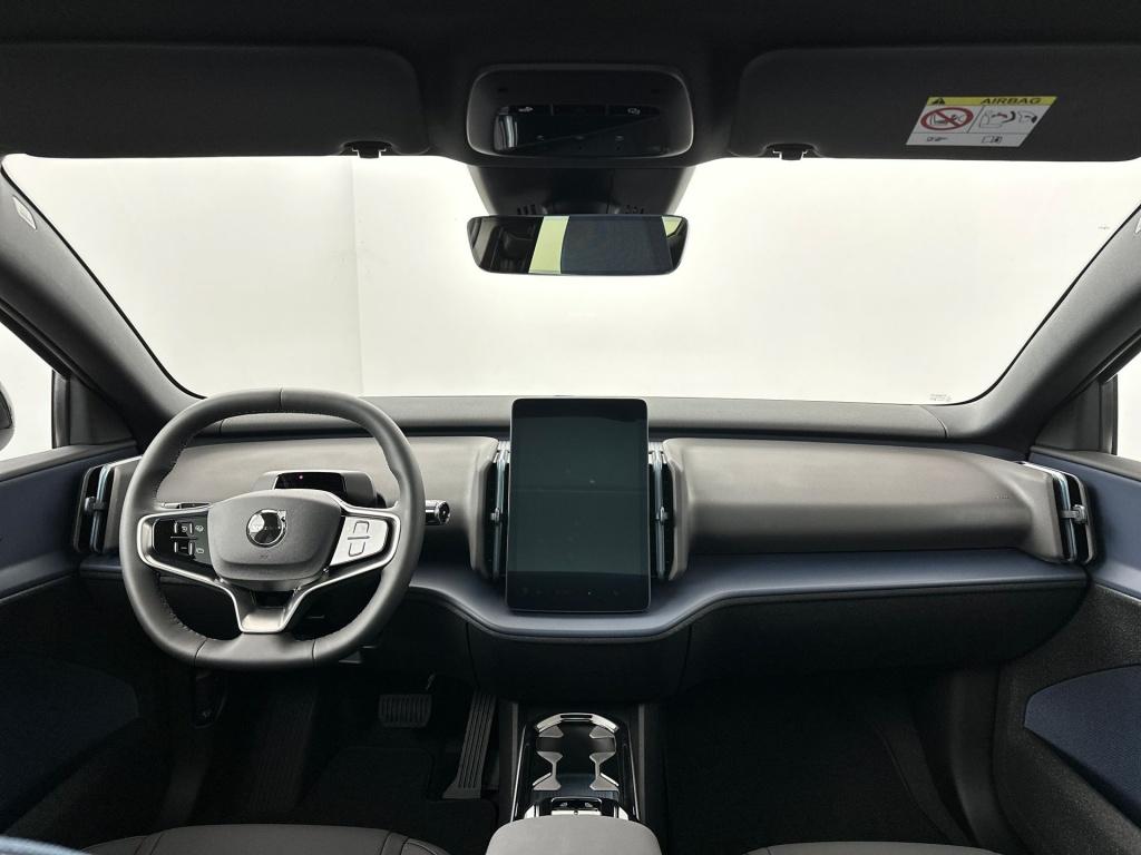 Volvo Ex30 cross country p5 long range ultra europa