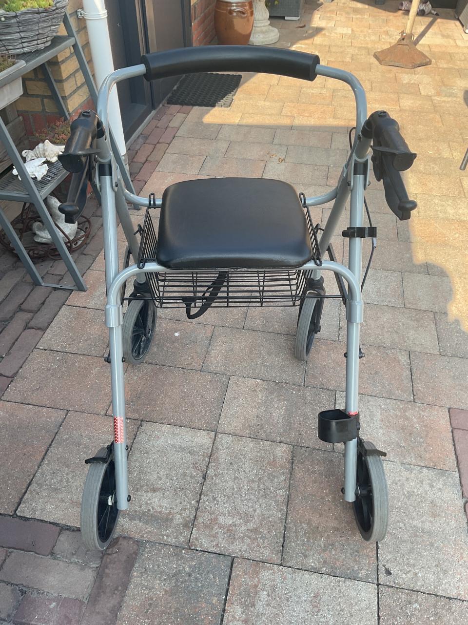 Thuasne Move Light Rollator