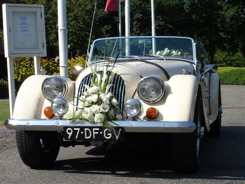 Te Huur Op De Mooiste Dag Van Je Leven , Een Morgan Roadster