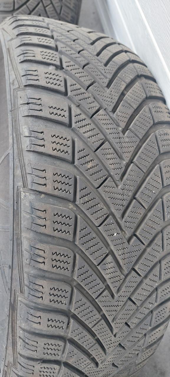 Winterbanden op velgen