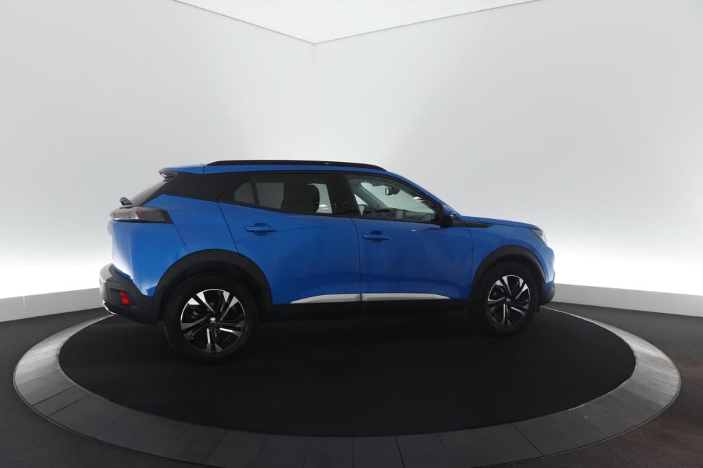 Peugeot 2008 puretech 130 allure | trekhaak | camera | apple carplay | stoe