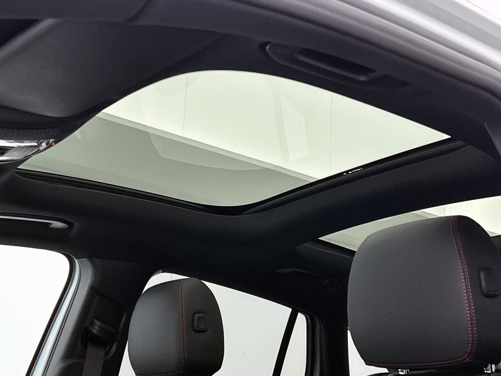 Mercedes-Benz Gla-klasse 250 e business solution amg | nightpakket | smartp