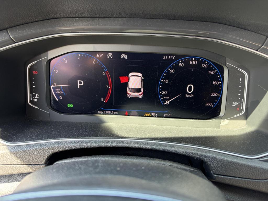 Volkswagen T-roc 1.5 tsi sport dsg virtuele cockpit |navigatie|trekhaak