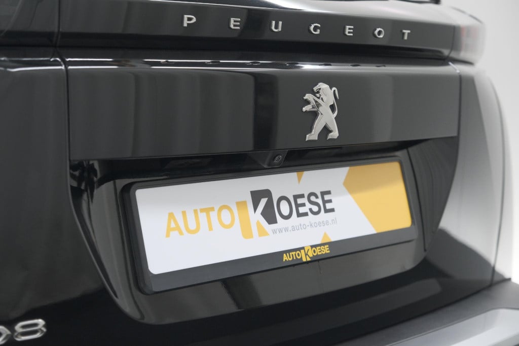 Peugeot 2008 puretech 130 blue lease allure | camera | navigatie | apple ca