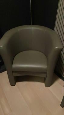 Mooi grijs kuipzeteltje