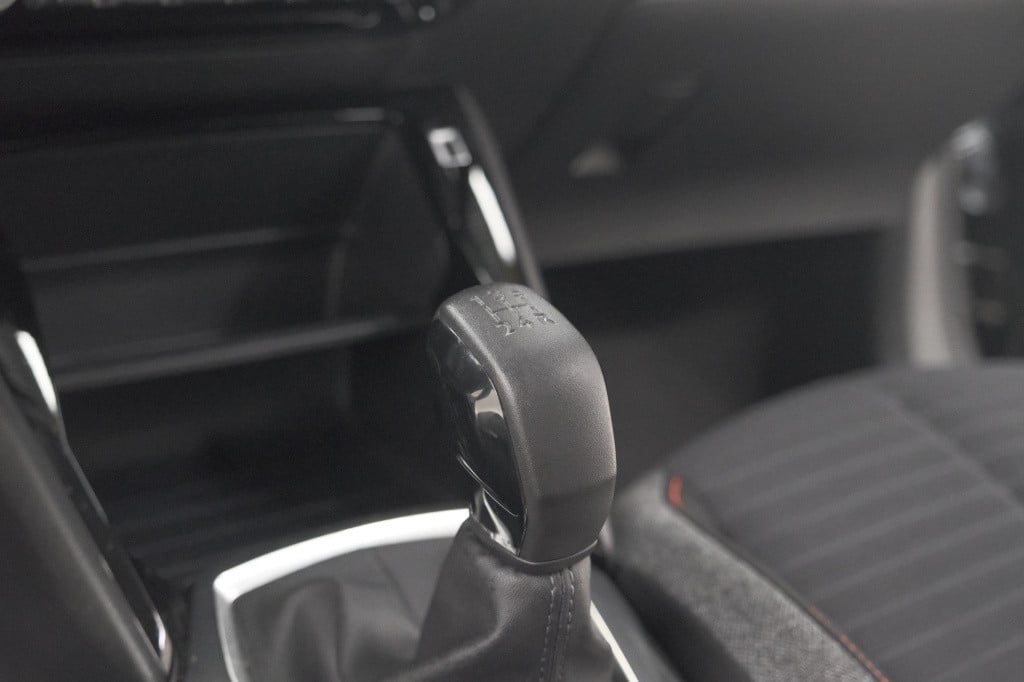 Peugeot 208 puretech 75 active | apple carplay | cruise control | airco