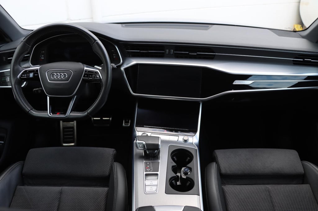 Audi A6 avant 55 tfsi e quattro s edition competition 367pk s-tr