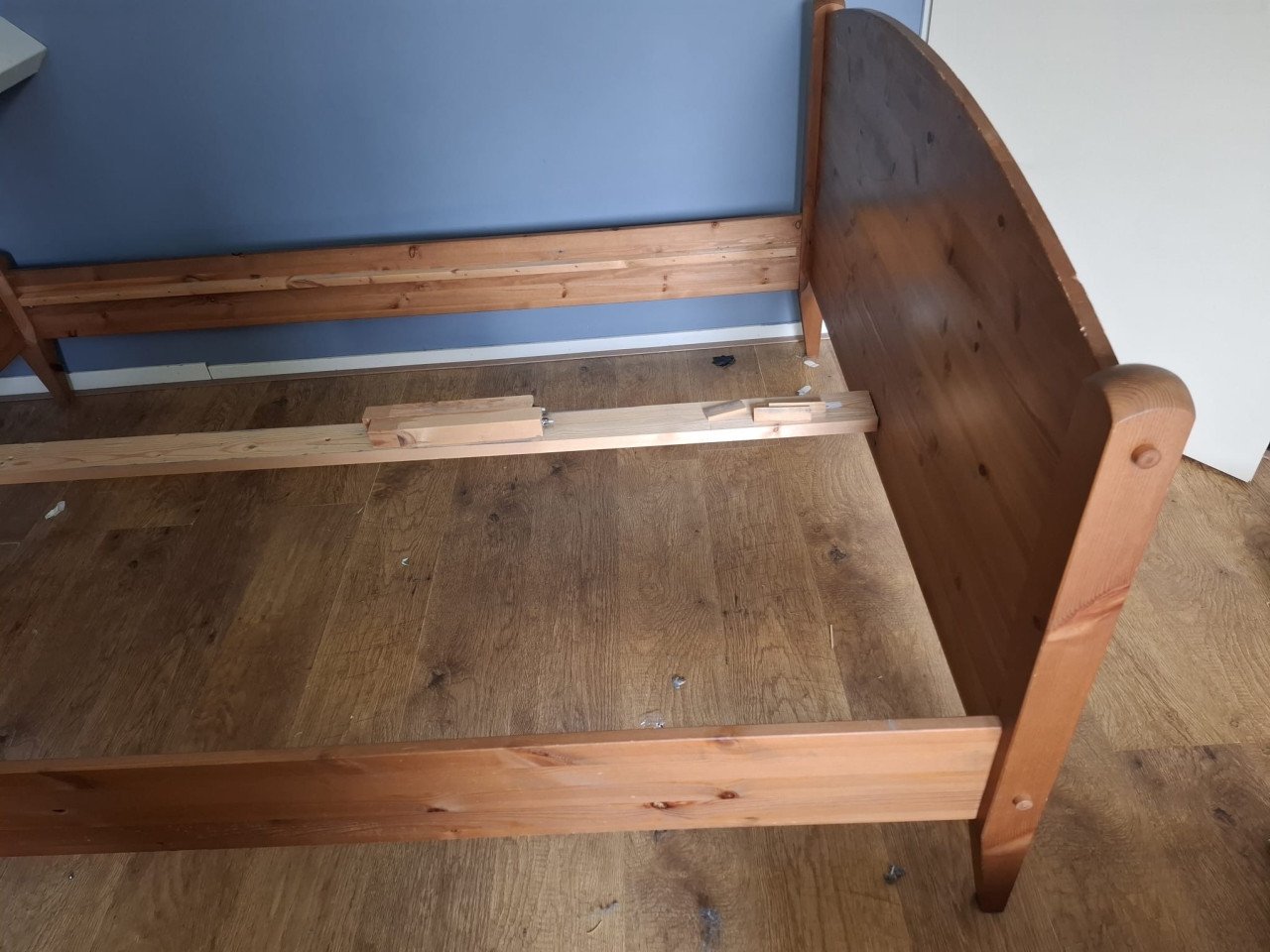 Bedframe