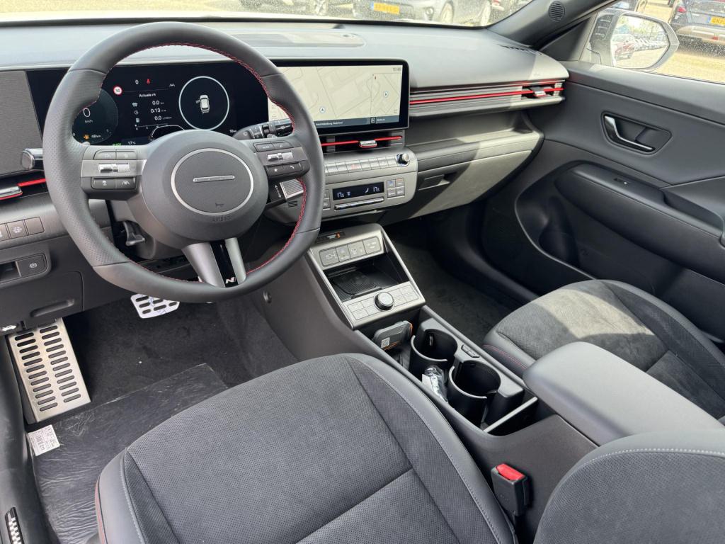 Hyundai Kona 1.6 gdi hev n line sky