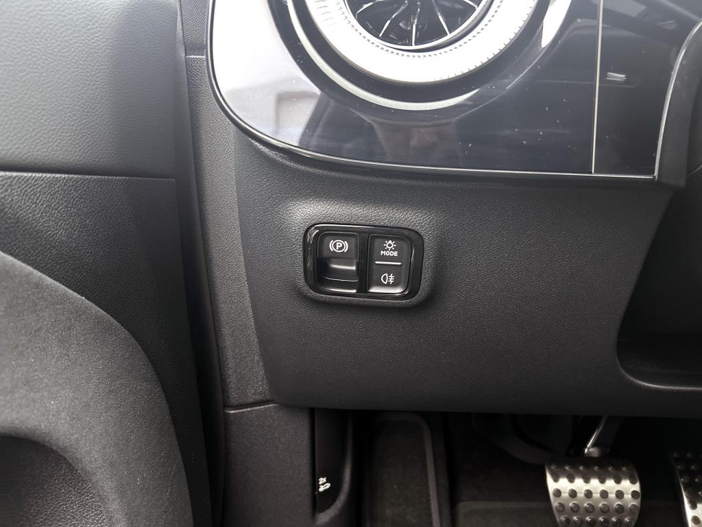 Mercedes-Benz Cla 200 business solution amg | advanced plus pakket | parkee