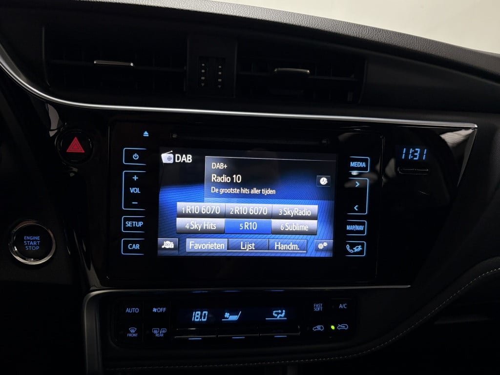 Toyota Auris 1.2t volcano edition