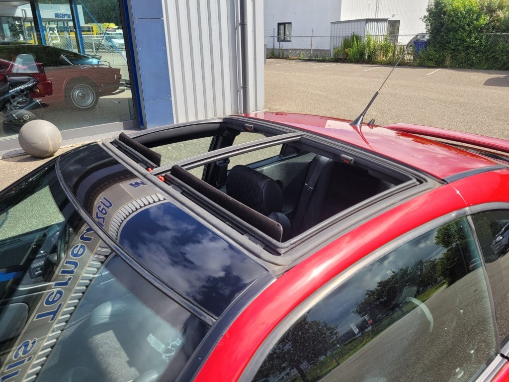 Rover 200-serie 216 coupé targa
