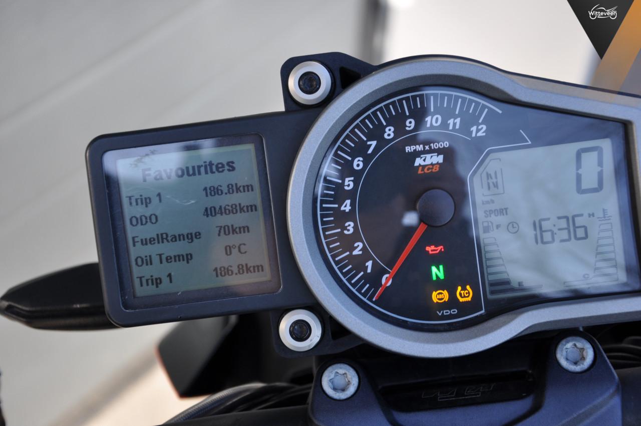 KTM 1290 SuperDuke R Akrapovic, Nederlandse motor