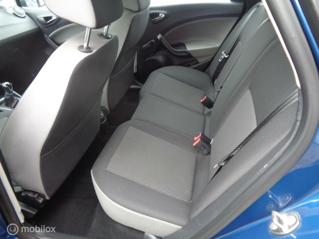 Seat Ibiza st 1.0 tsi style connect/airco/ecc/navi/carplay/pdc/cruise