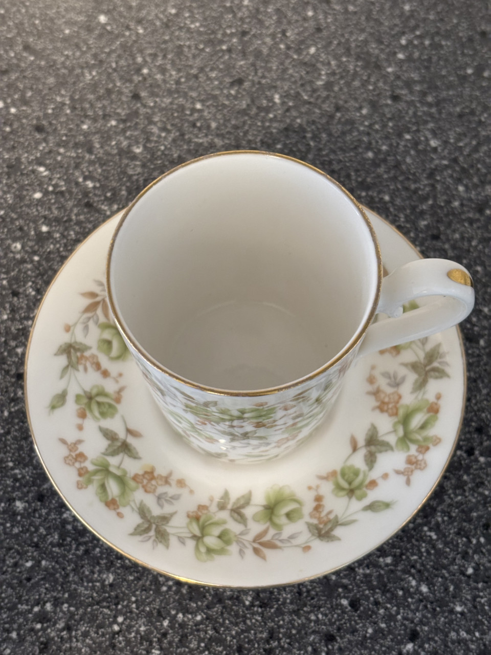 ROYAL ALBERT “THE ROSE CHINTZ” SERIE