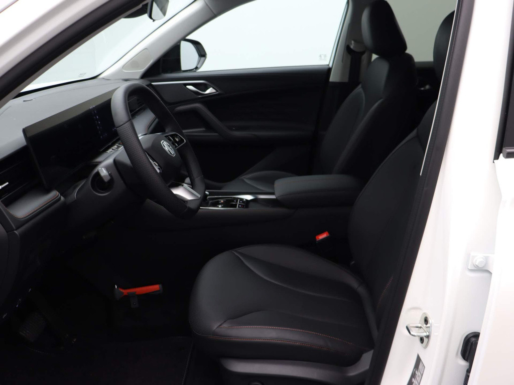 MG Hs 1.5 luxury | gratis upgrade | nieuw te bestellen | leder | 360 cam | 