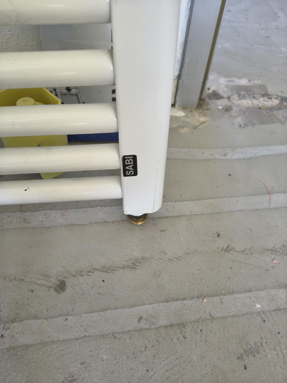 Handdoekradiator 201 cm x 45 cm crème wit