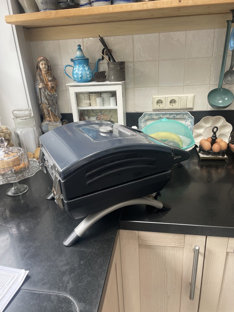 Gas barbecue