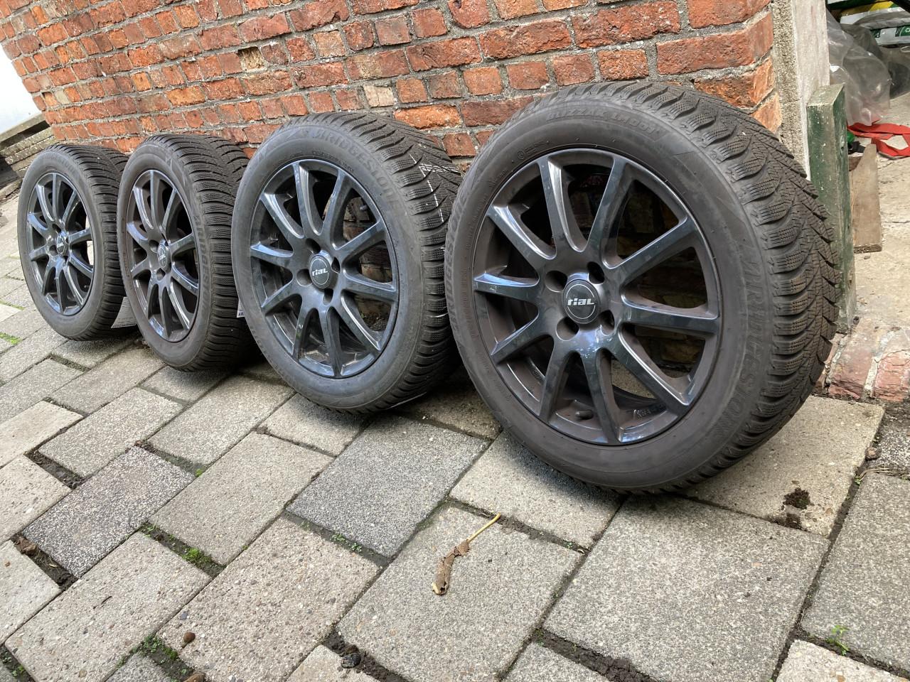 Winterbanden set met velgen