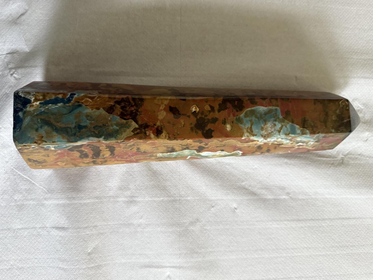 Mineralen: Jaspis regenboog obelisk