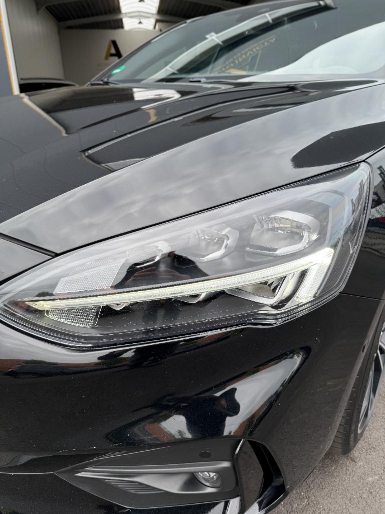 Ford Focus 1.0 ecoboost st line business