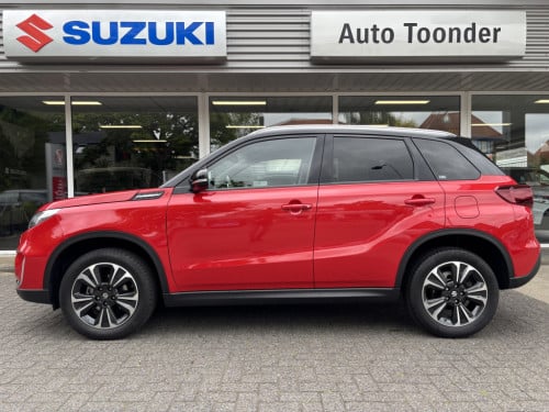 Suzuki Vitara 1.4 boosterjet style smart hybrid