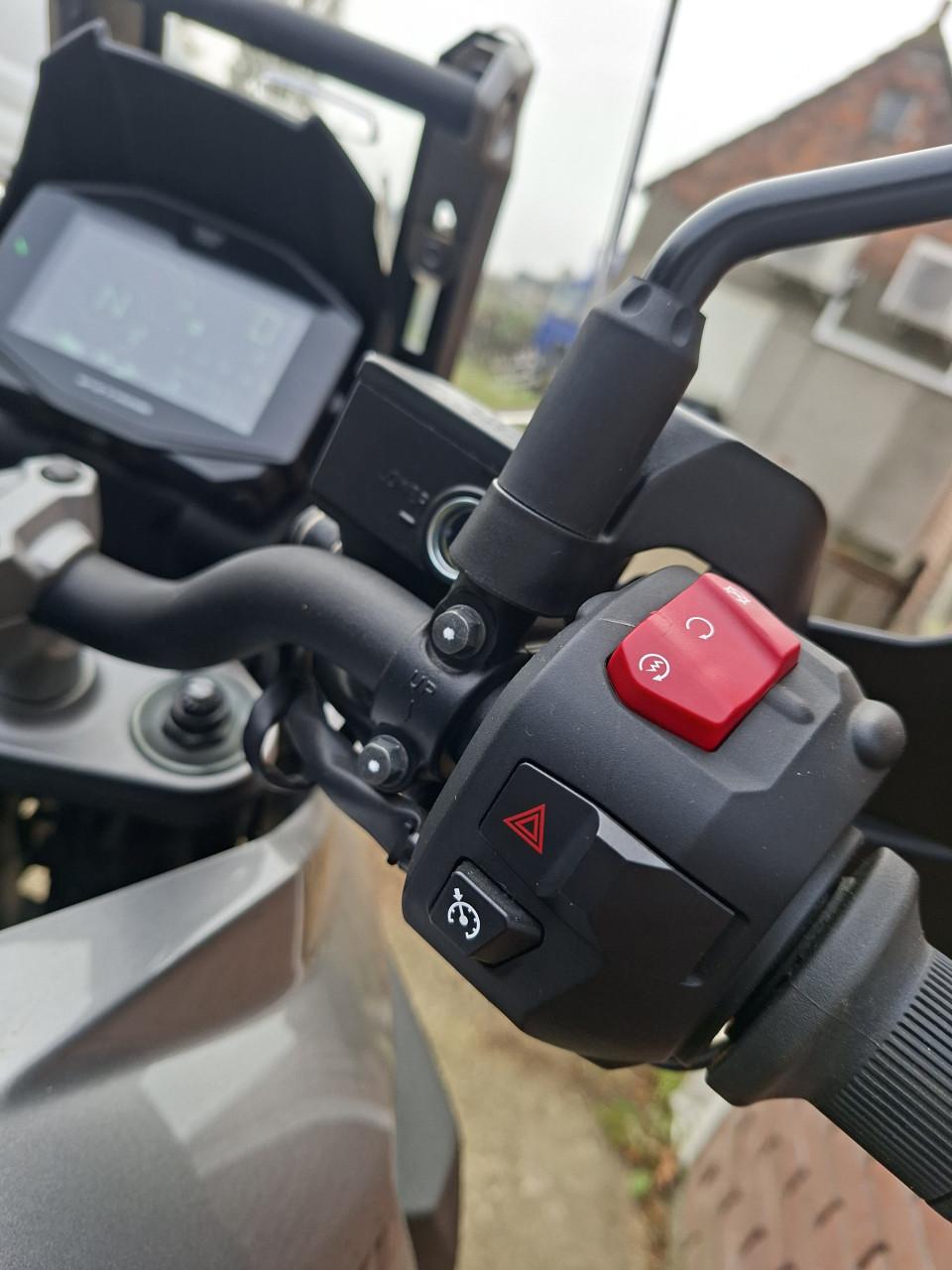 Suzuki DL 1050 V-Strom XT uitvoering (1e Eig | 2022 | 13.000KM)