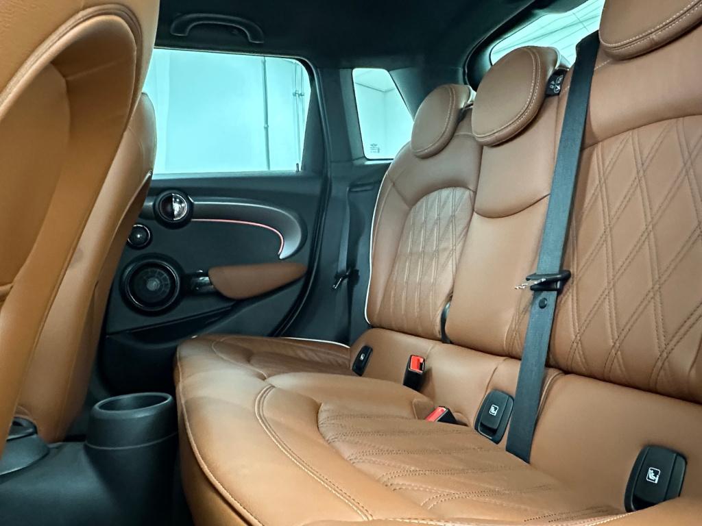 Mini 5-deurs 2.0 cooper s mini yours | cognac leder | harman/kardon | panor