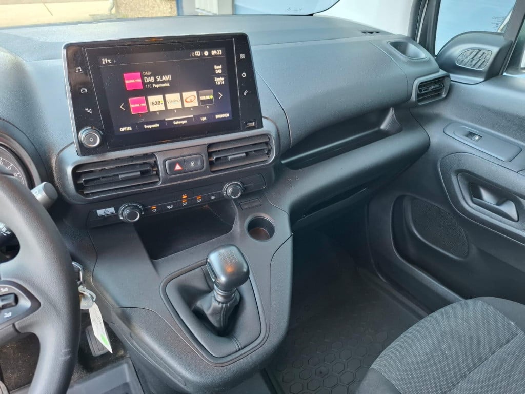Opel Combo 1.5d l1h1 edition airco / cruise controle / navi / euro 6