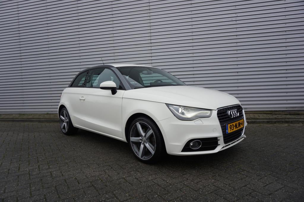 Audi A1 1.4 tfsi ambition pro line business airco / navi / cruise / elektr.
