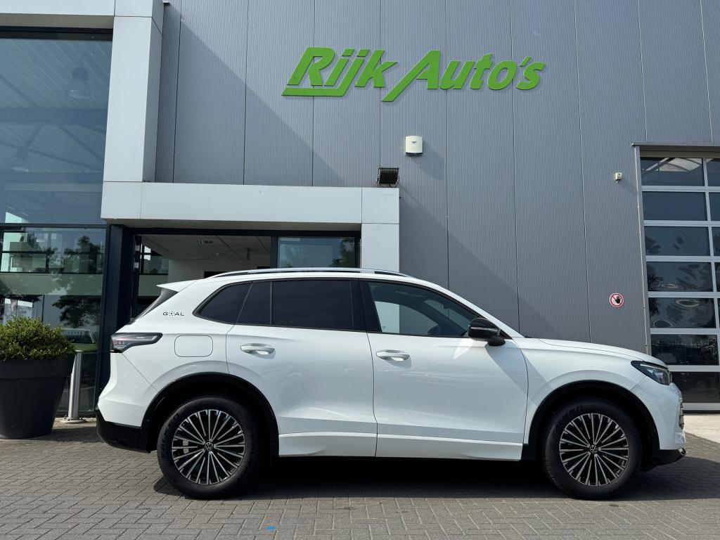 Volkswagen Tiguan 1.5 tsi goal * acc * 360 camera * trekhaak * lane + side 
