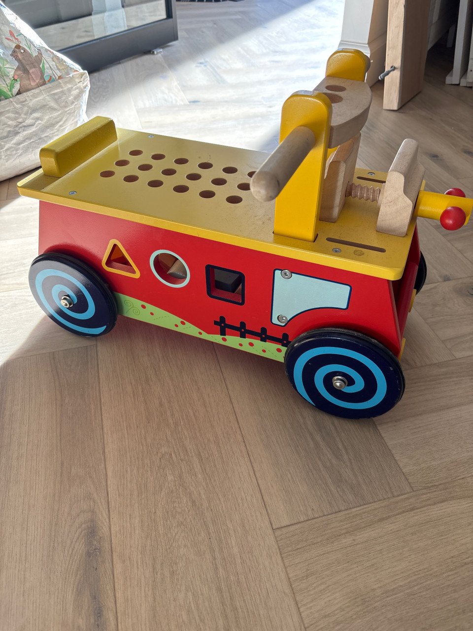 Houten auto