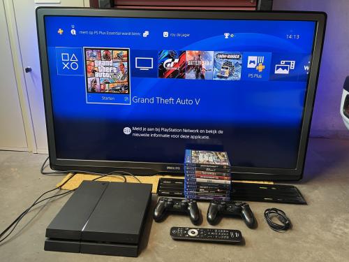 47inch Phillips Ambilight + PS4