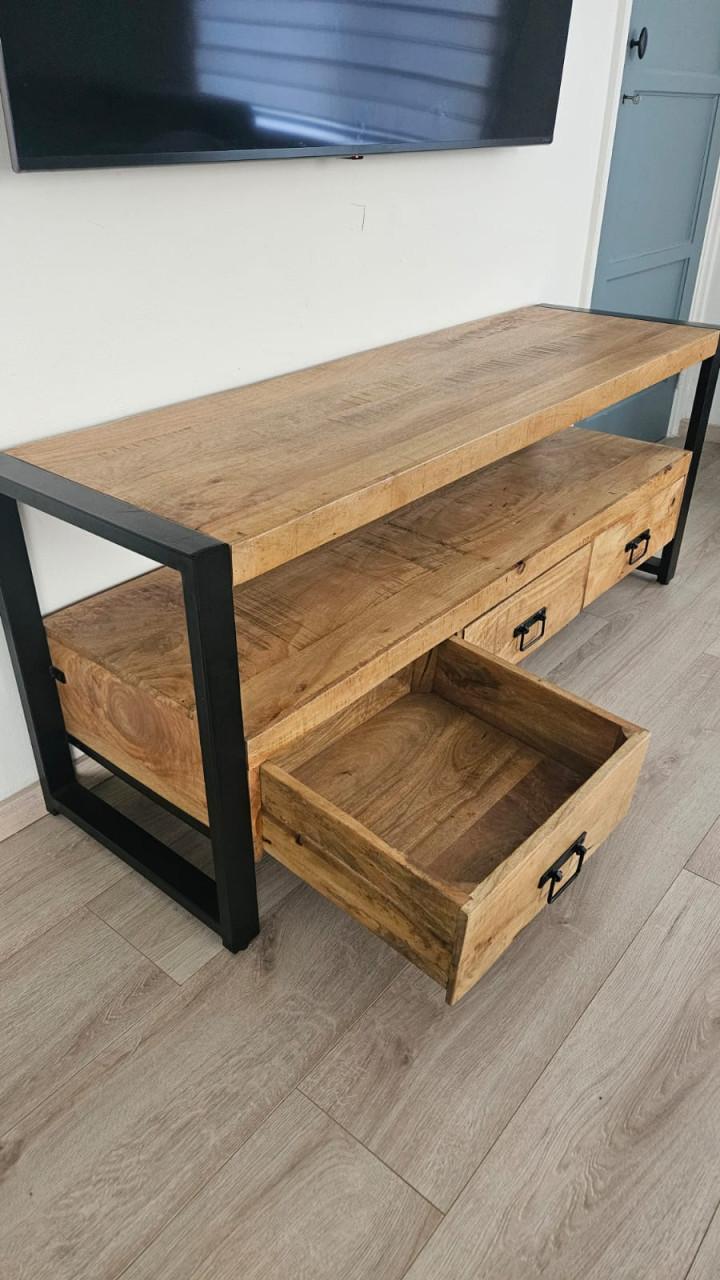 Eethoek + tv meubel + Salontafels etc