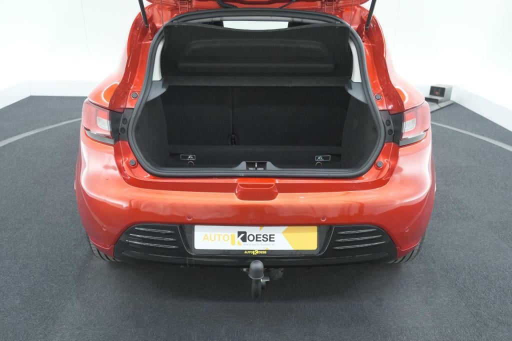Renault Clio tce 90 limited | trekhaak | parkeersensoren | navigatie | crui